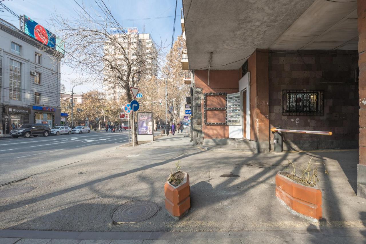 Hotel Armeni Erivan Exterior foto